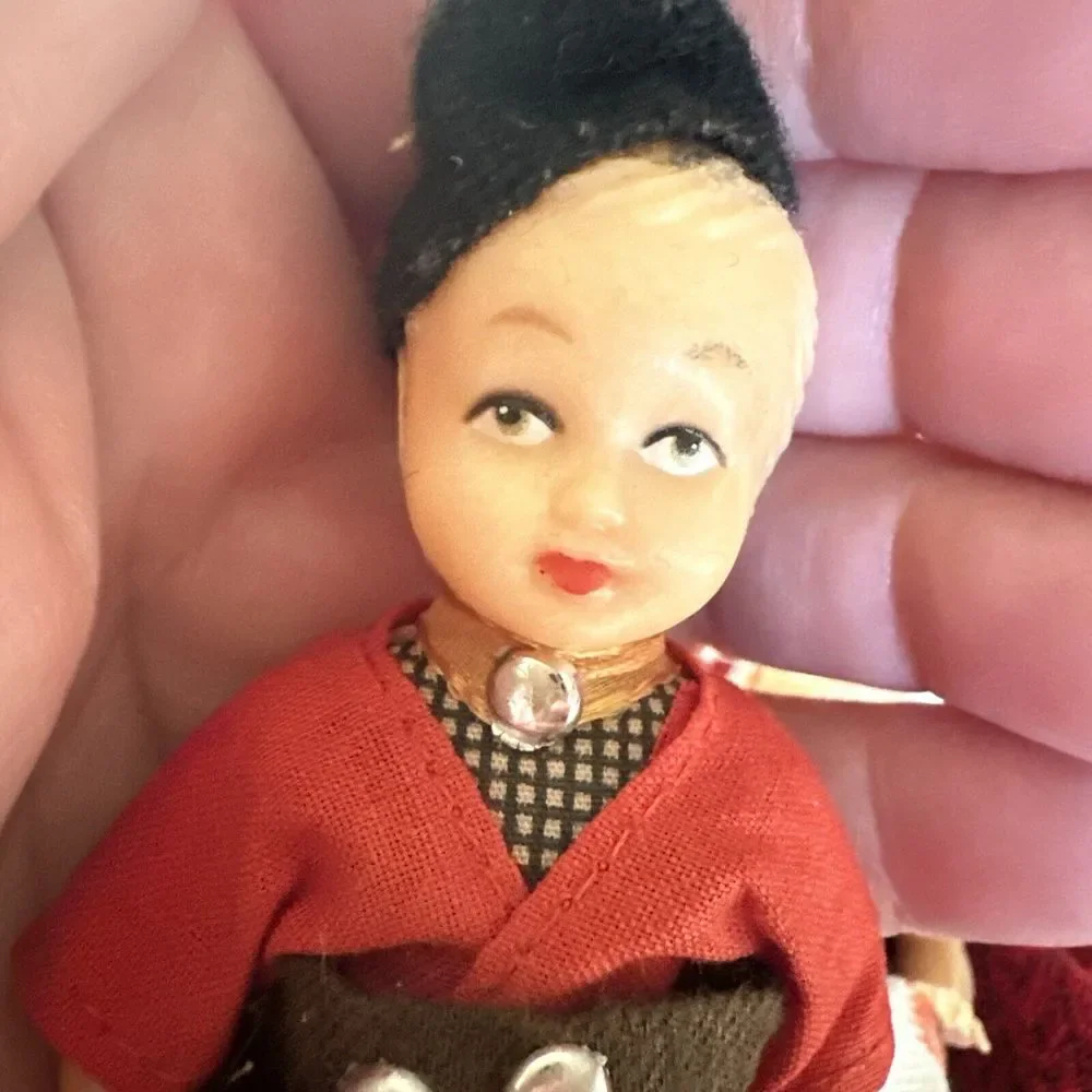 Vintage 1950's  Boy & Girl Doll‎ in Traditional  Dutch Dress 4.5" Celluloid - Picture 11 of 14